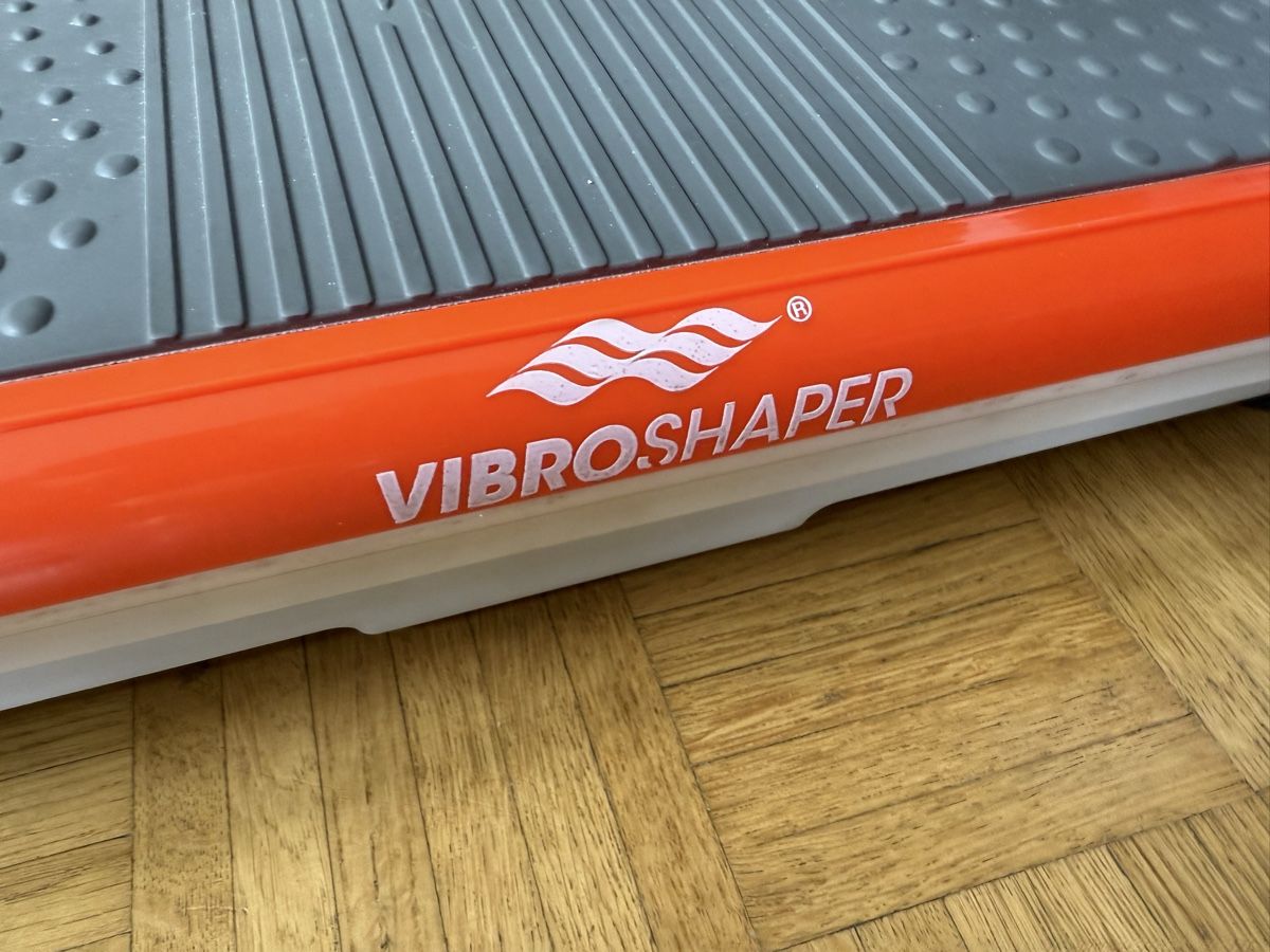 Vibroshaper Vélos d'appartement: VibroShaper Vibrationsplatte mit Originalkarton – D'occasion à Wettingen par Ni_la_lo 1
