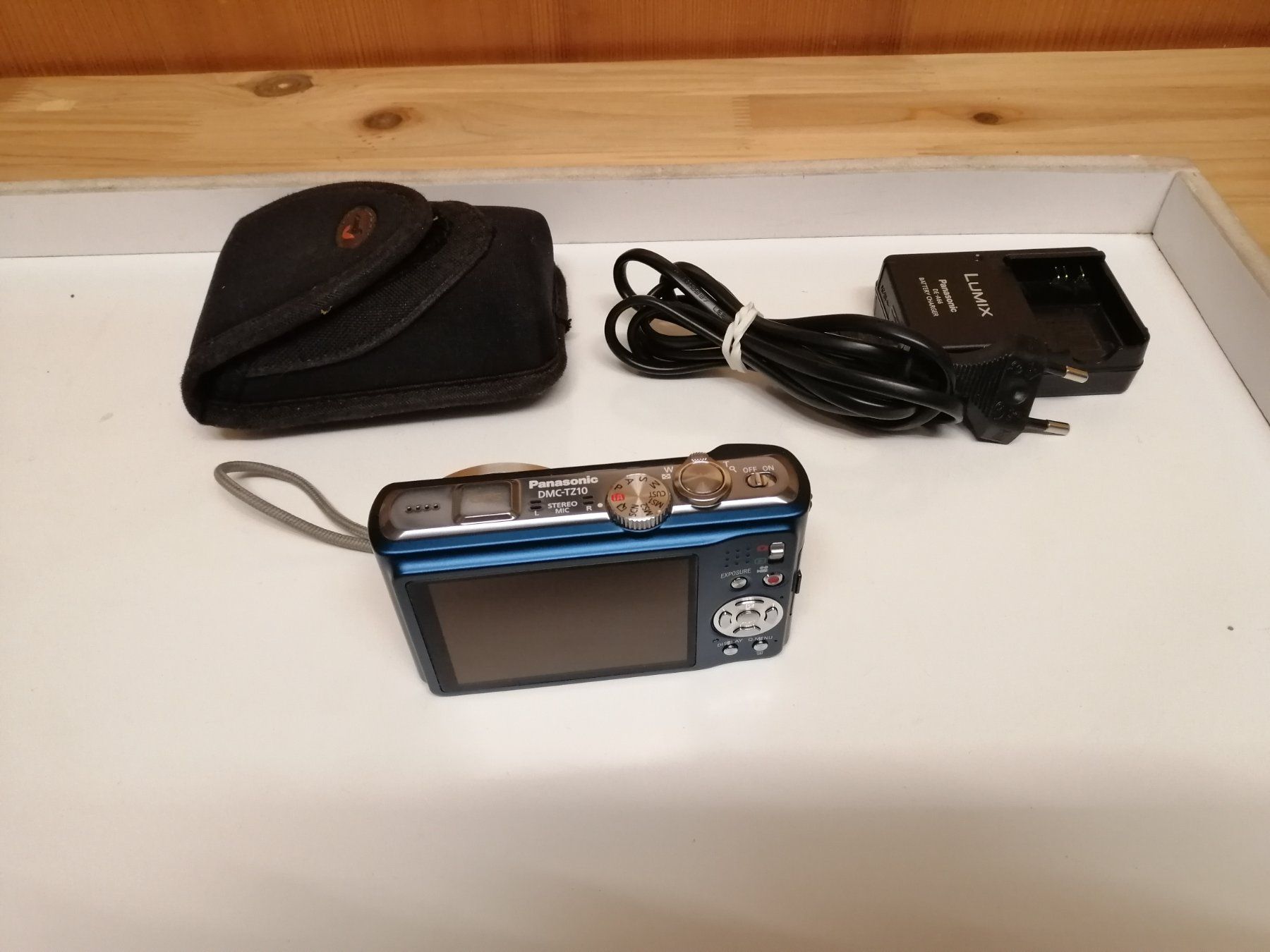 Panasonic Fotocamera: Panasonic DMC-TZ 10 – Usato da Ennenda venduto da Melru 4
