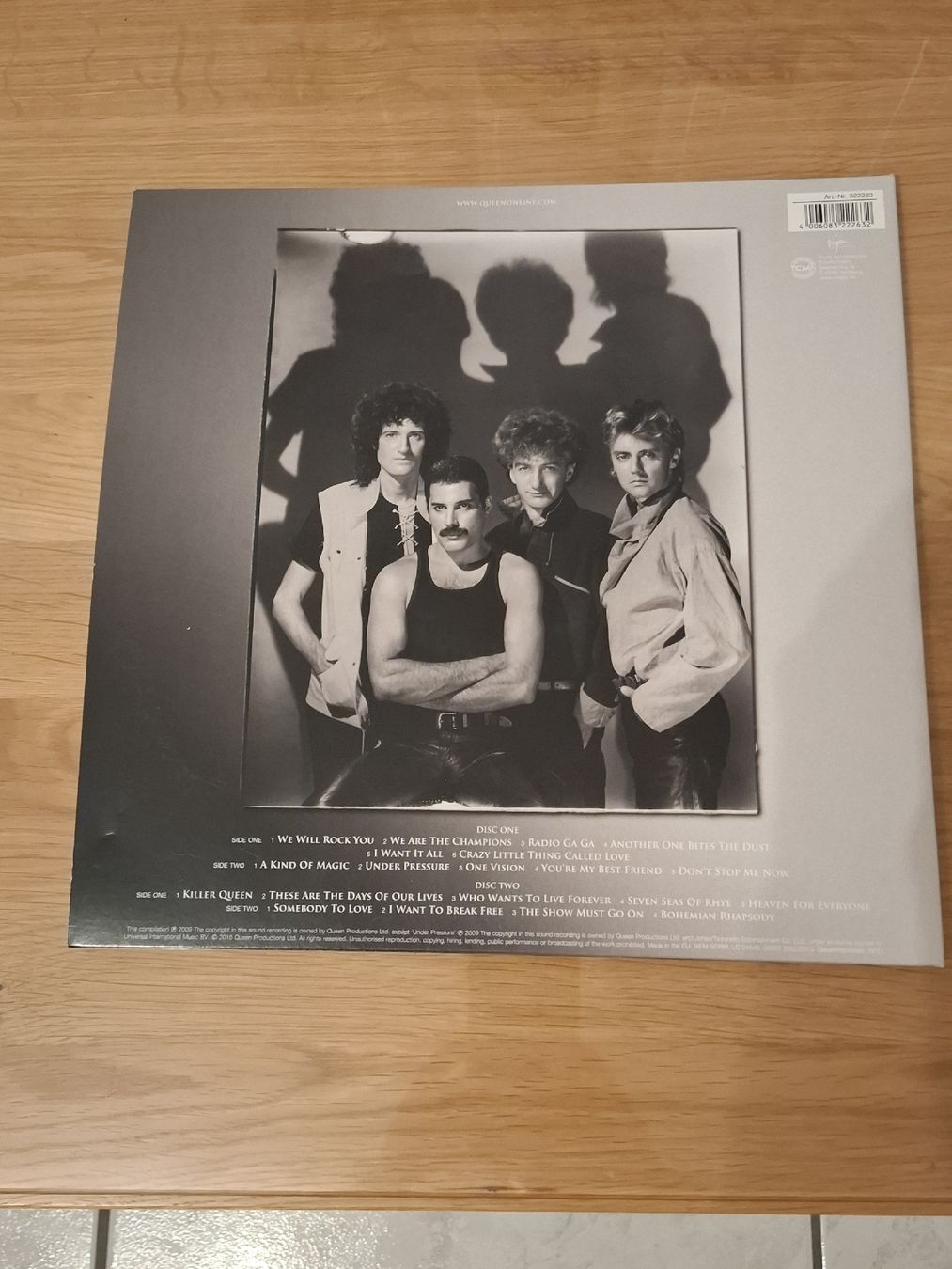 Schallplatten: Queen Absolute Greatest Vinyl Album – Gebraucht aus Grosswangen von michelli. 2