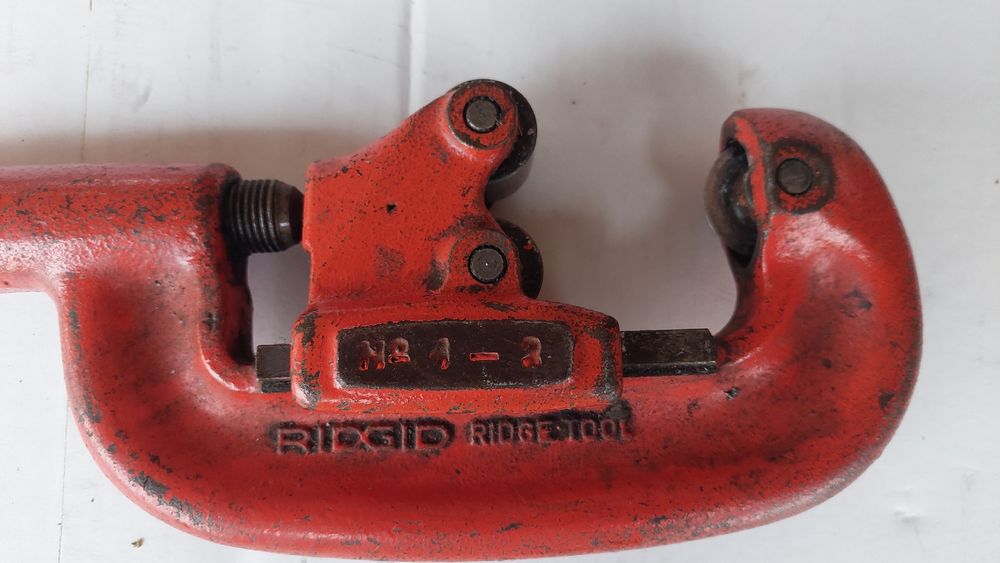 Ridge Tool Co. Ridgid Nr. 1-2 Rohrschneider, robust, rot | Kaufen auf ...