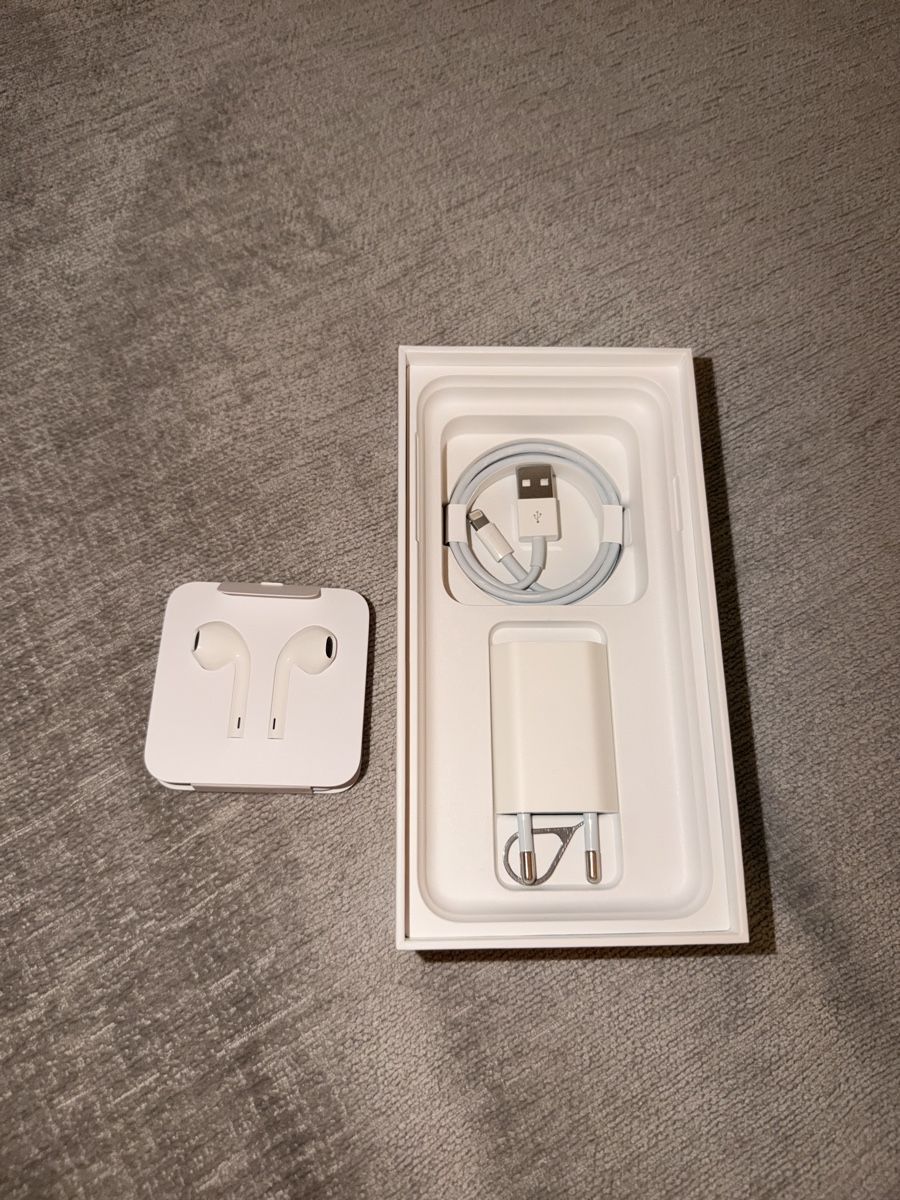 Apple Handys / Smartphones: Apple iPhone XS Max 256GB mit Originalverpackung – Defekt aus Pfäffikon ZH von vbe_wgz6 1