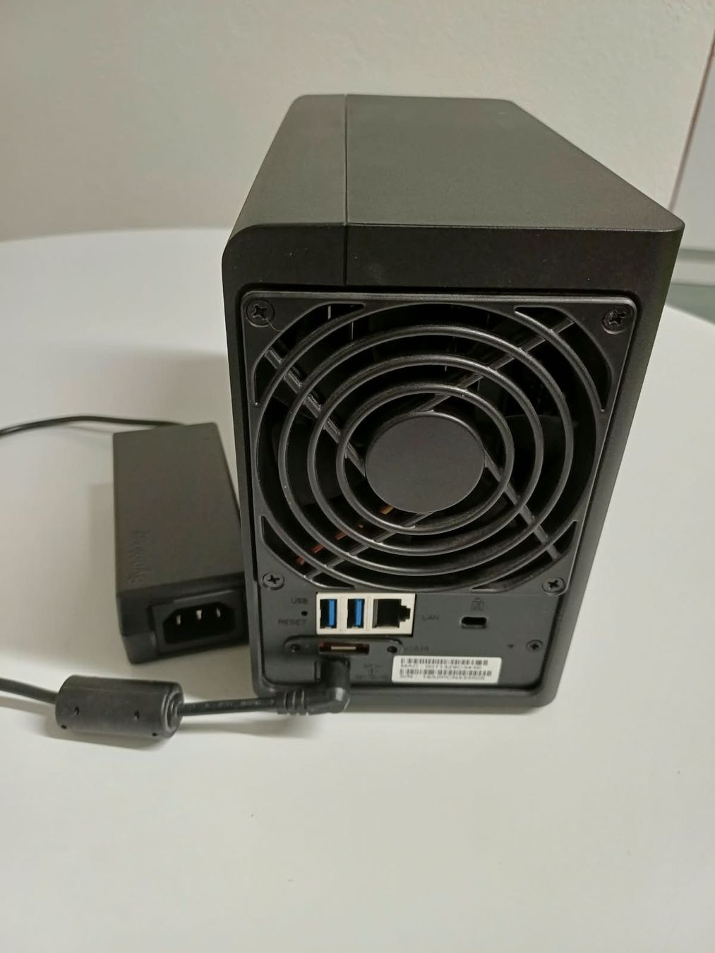 Synology Server: NAS Synology DS218+ + 2 disques Western Digital Red Pro 2TB – Usato da St-Imier venduto da Yves-Astria 3