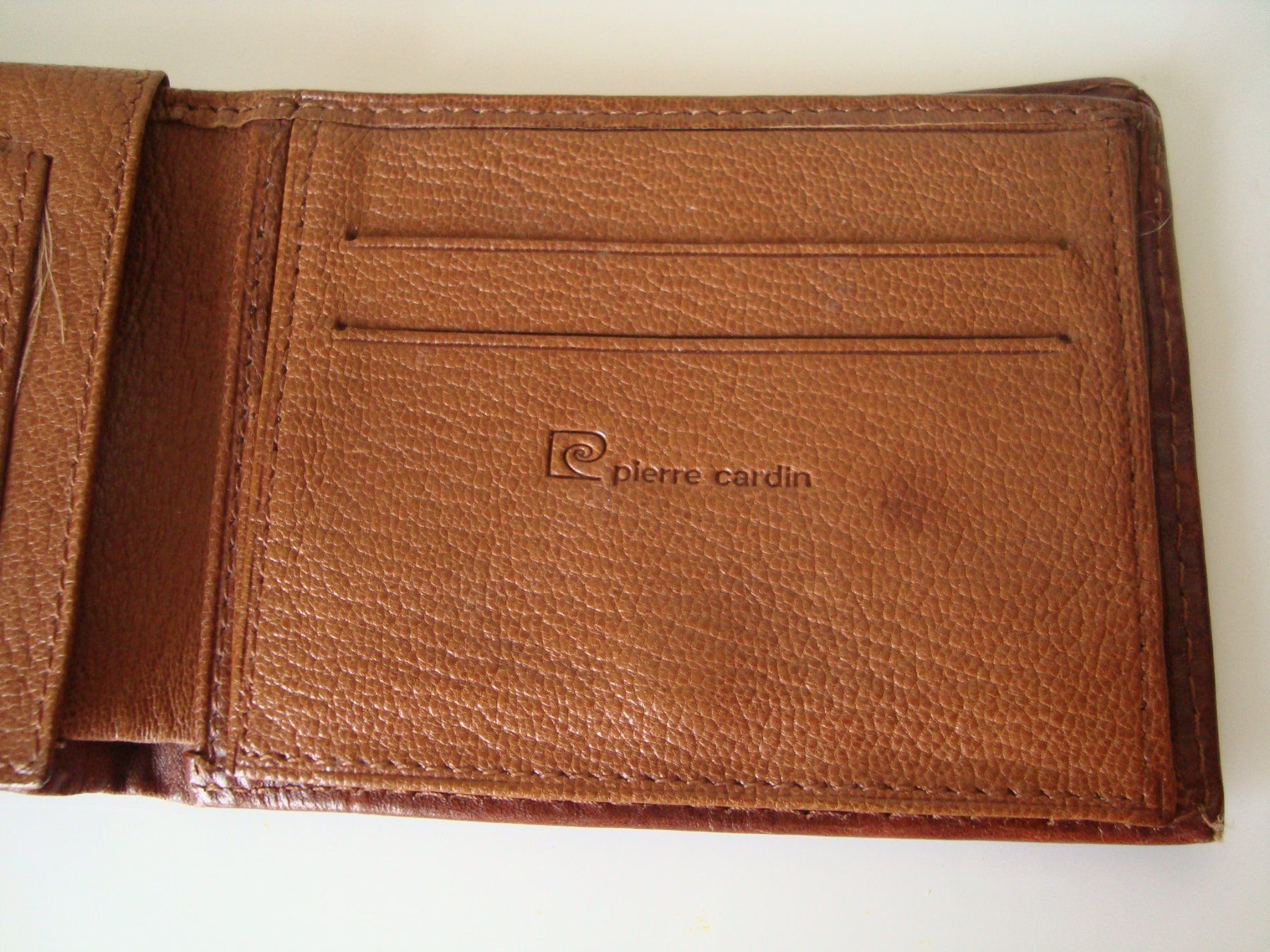 Pierre Cardin Portafogli: Portefeuille Pierre Cardin – Nuovo (secondo la descrizione) da Fribourg venduto da ruswil007 1