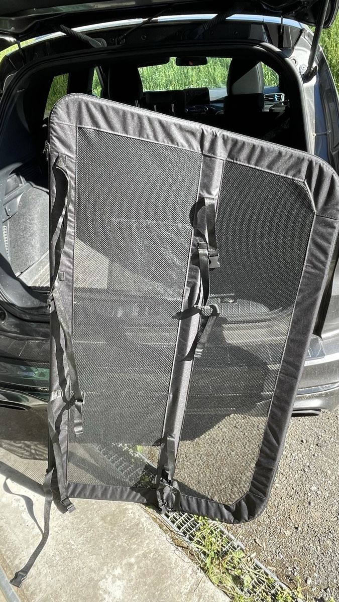 Gabbie, trasporto & Sicurezza: Hundegitter für Auto Rücksitz – Nuovo (secondo la descrizione) da Untersiggenthal venduto da Diana84 2