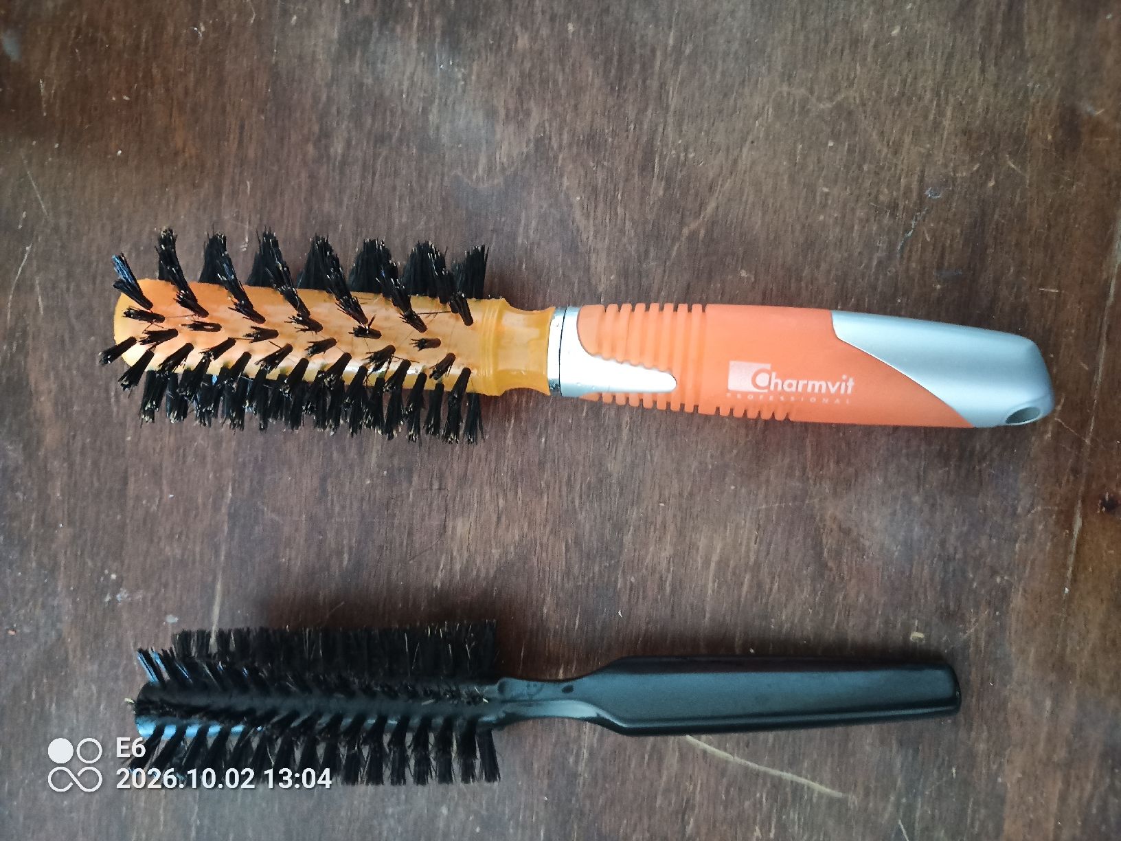 Autres soins des cheveux: 2 Rundhaarbürsten – Neuf (Voir description) à Zürich par Mitzi6 1