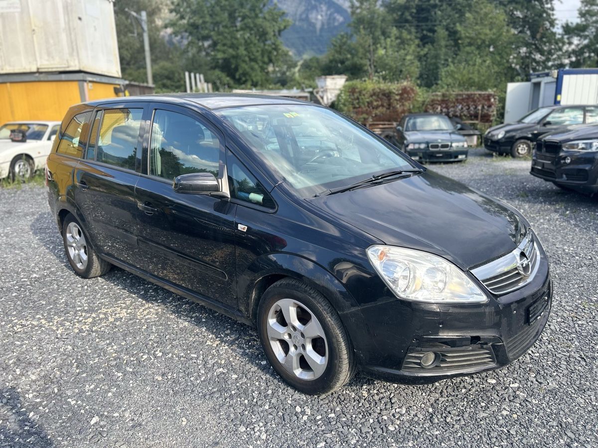 Opel Autos: OPEL Zafira 2.2i 16V - 7-Plätzer – D'occasion à Sargans par automobilen 1