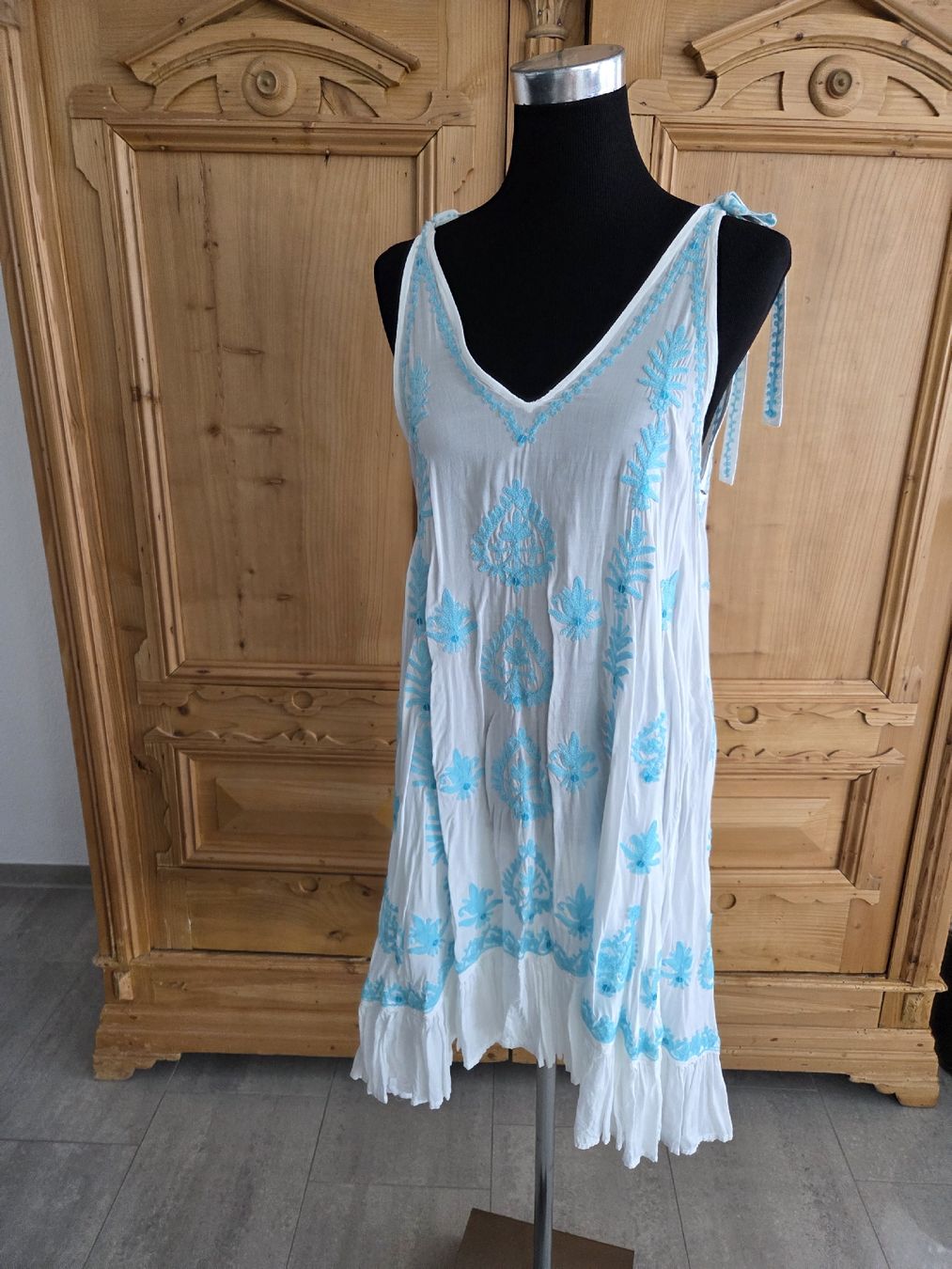 Kleider: schönes Strandkleid, Kleid, Pranella – Neu (gemäss Beschreibung) aus Wiesendangen von Sinhuk 1