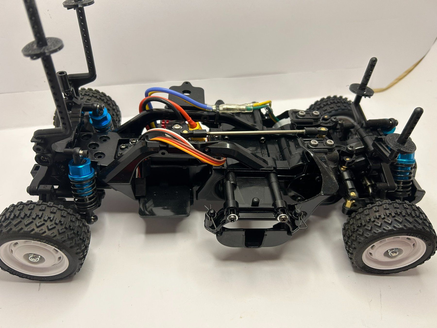 Tamiya Modellismo RC: Tamiya  1:10 Offroad – Nuovo (secondo la descrizione) da Oberkulm venduto da Dampflokeli 3