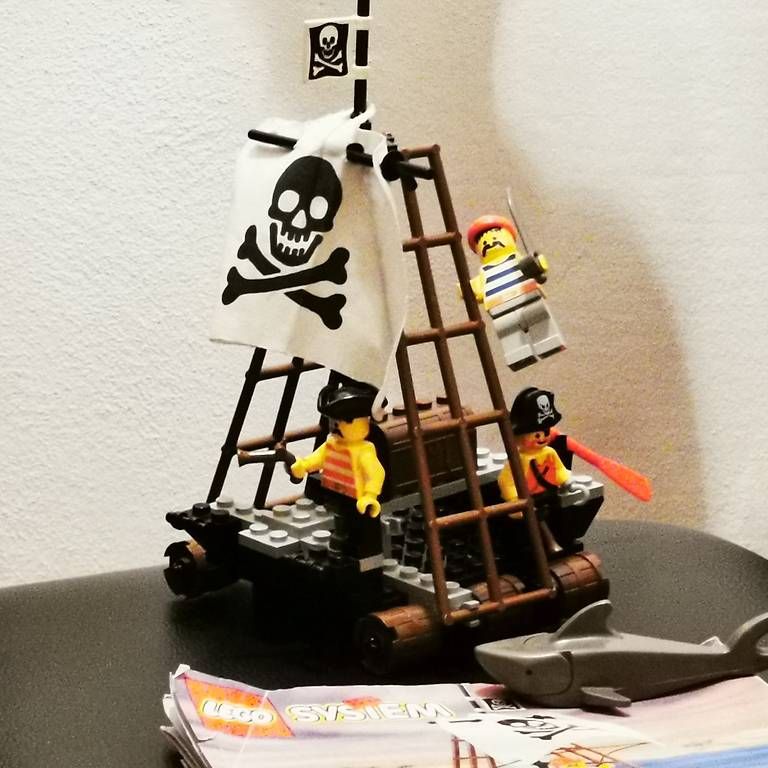 Legoland Kit di costruzioni: LEGO 6261 Raft Raiders – Usato da Ermatingen venduto da Irem77