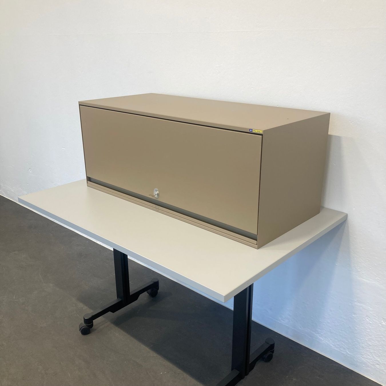 Lista Armadi: Lista Office LO Locker Modul Graubeige mit Schlüssel – Usato da Schönenwerd venduto da mcofficeshop 4