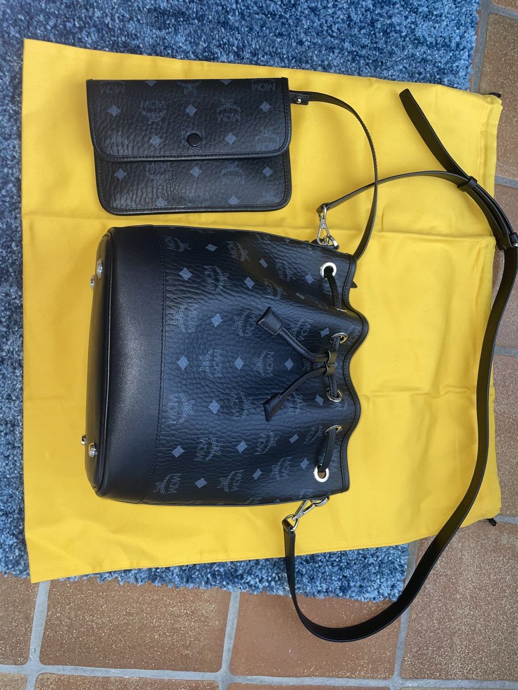Mcm Borse da donna: MCM Dessau Beuteltasche - ungebraucht – Nuovo (secondo la descrizione) da Brugg AG venduto da end_yb5c 1