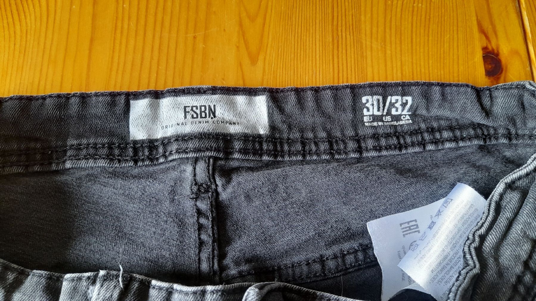Jeans: Jeans gr. 30/32. Von FSBN – Gebraucht aus Nesslau von Churfirsten08 2