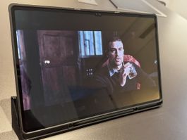 Samsung Galaxy Tab S8 Ultra 256 GB in excellent condition.