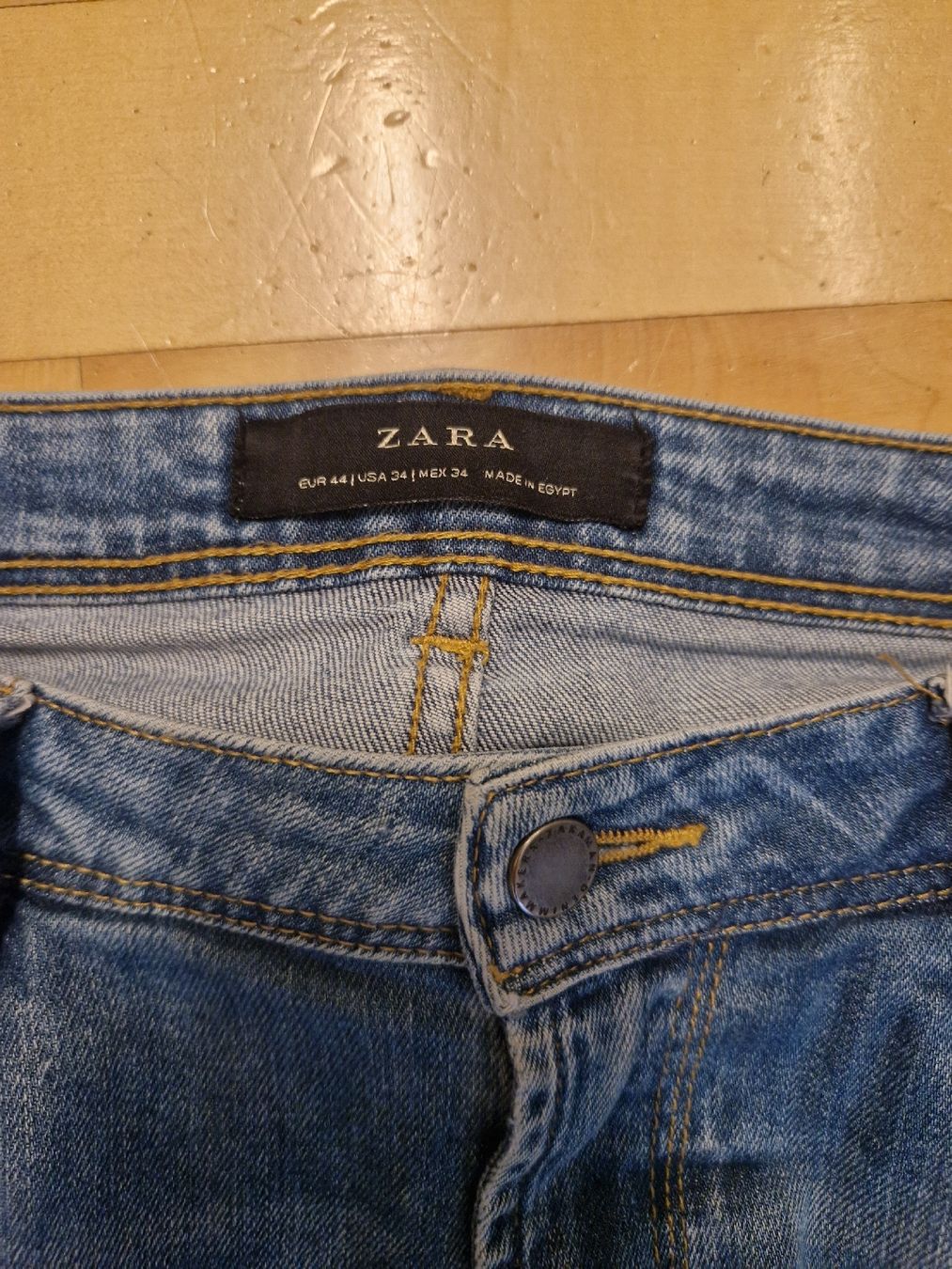 Zara Jeans: Männer Zara Jeans – Nuovo (secondo la descrizione) da Zürich venduto da Salesmaker 1