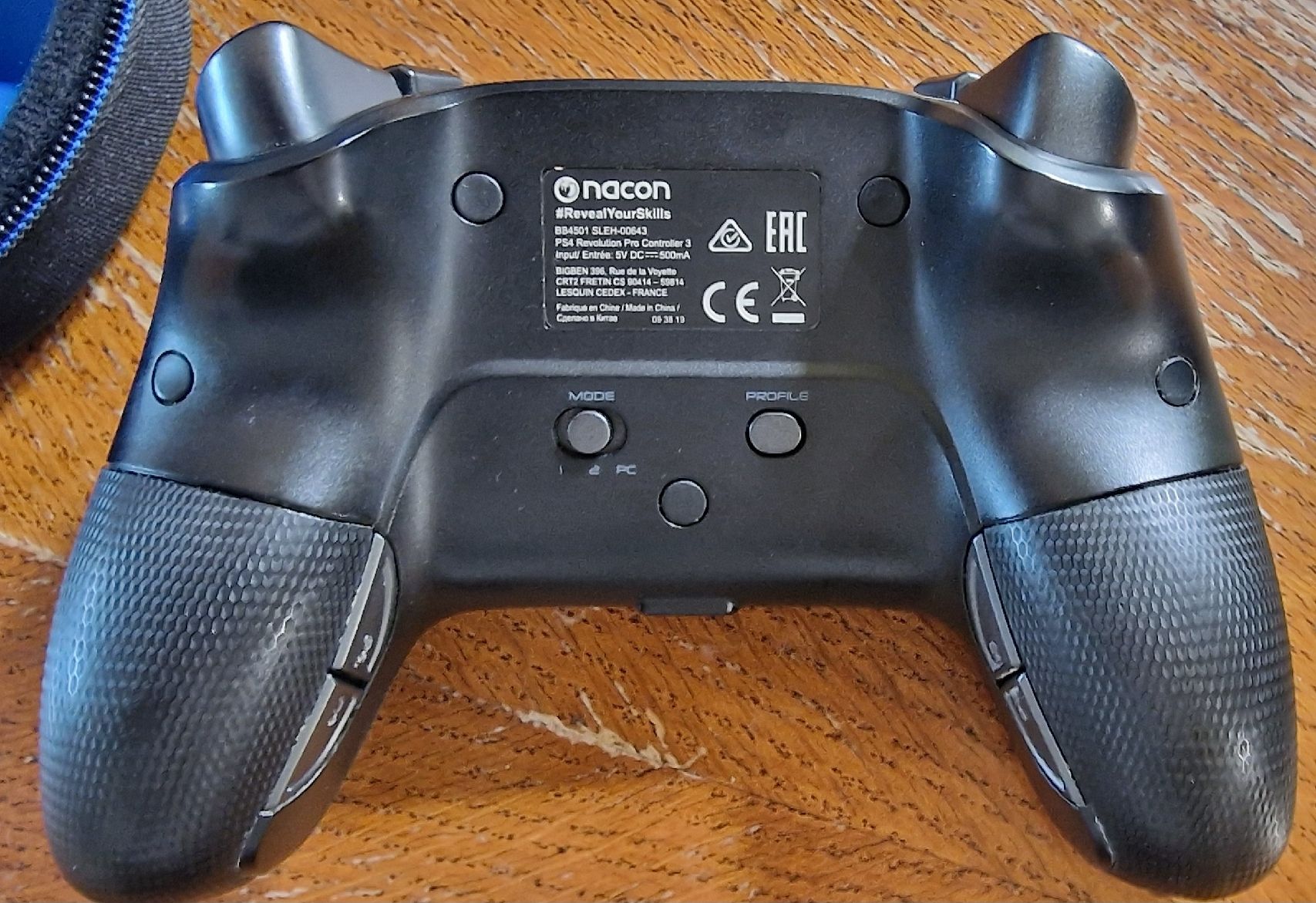 Console: Nacon Revolution Pro Controller 3 für PS4  – Nuovo (secondo la descrizione) da Pfungen venduto da suhu33 2