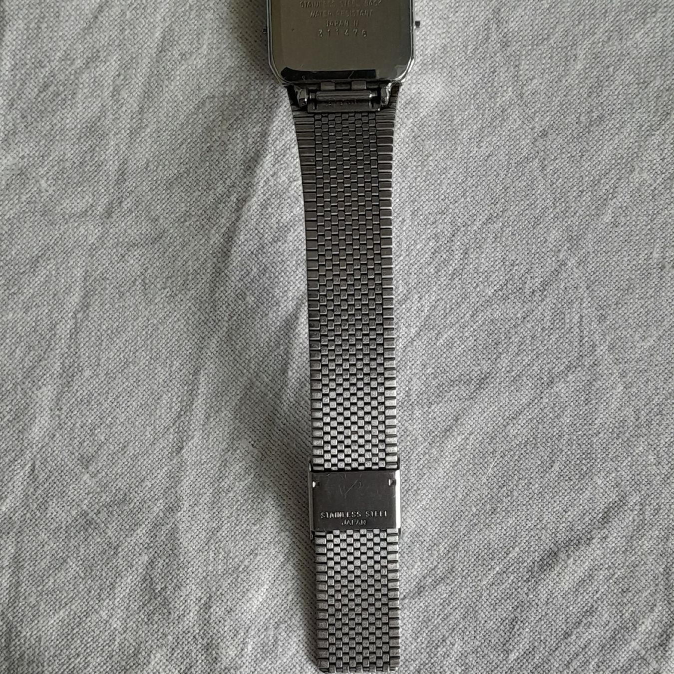 Casio Orologi: Casio Vintage Analog/Digital-Uhr, läuft – Usato da Knutwil venduto da Kompex 5