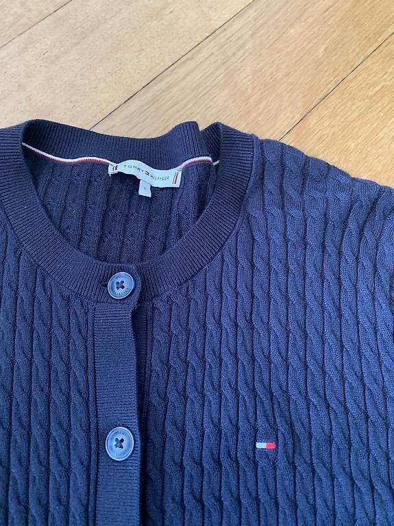 Vestes: Strickjacke Tommy Hilfiger L – D'occasion à Bern par User84