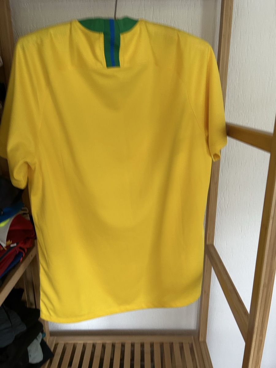 Nike Maillots de corps & Pantalons: Maillot Brésil 2018 – D'occasion à Courgenay par mar_w26c 3
