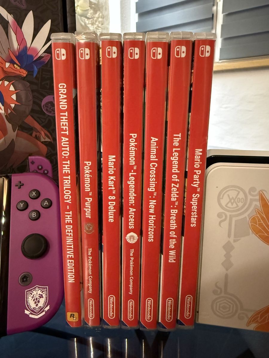 Nintendo Konsolen: Nintendo Switch OLED Pokémon Edition + 9 Spiele  – Neu (gemäss Beschreibung) aus Schaffhausen von raf_7nhy 1