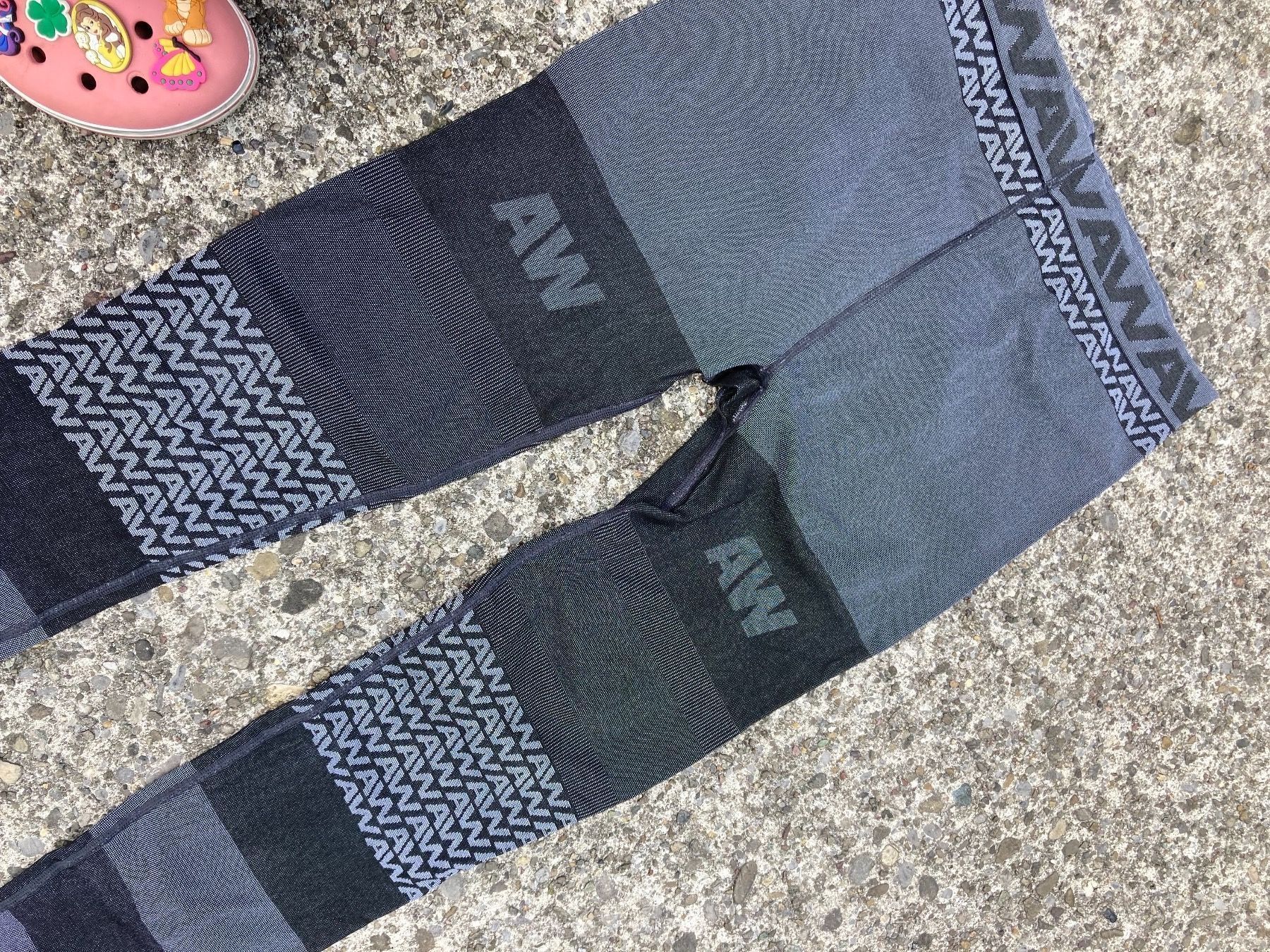 Alexander Wang Gonne: Set von H&M x Alexander Wang – Usato da Uster venduto da Kalici1 5