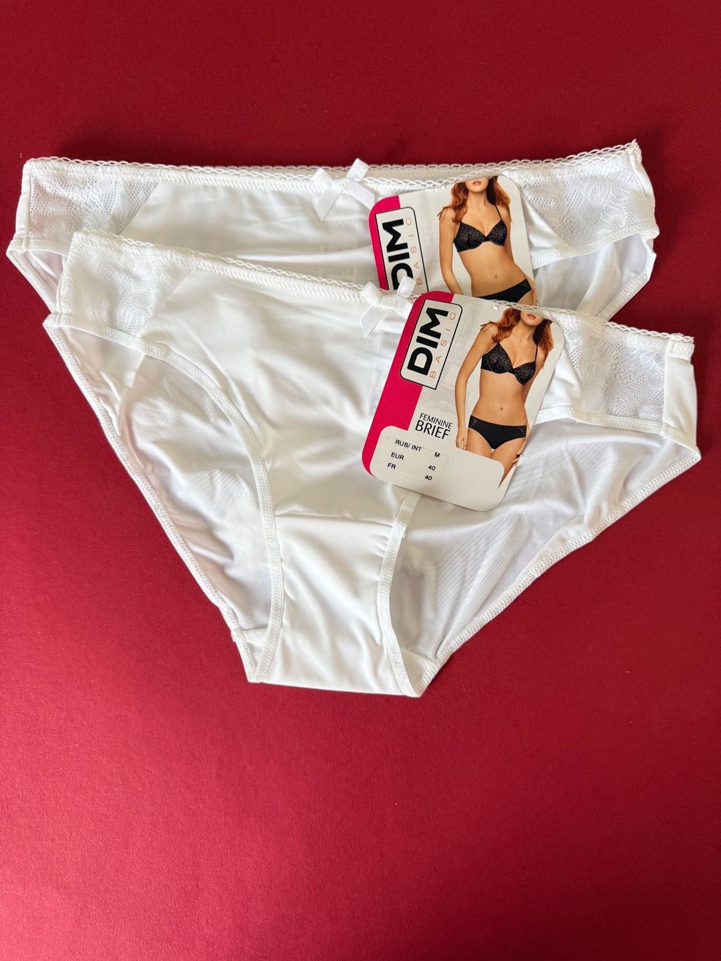 Dim Altra biancheria intima: DIM Basic, Slips FEMININE, Grösse 40, 2 Stück in Weiss – Nuovo e nell'imballaggio originale da Rudolfstetten venduto da gst_g7xl