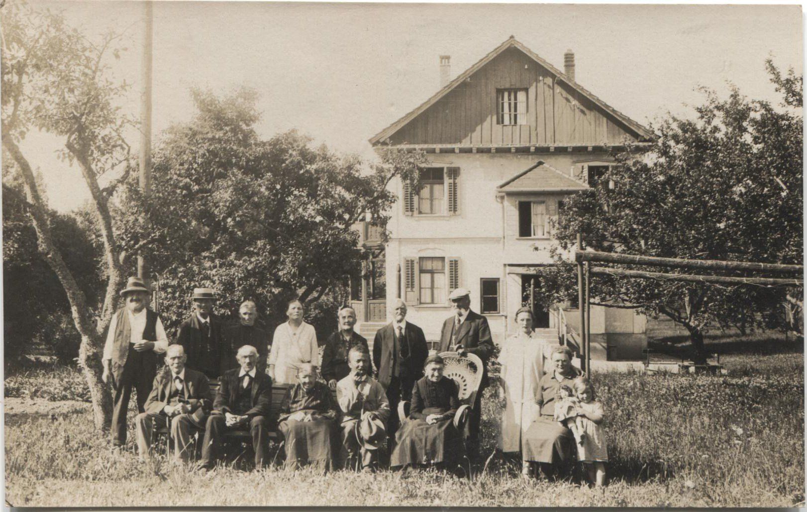 Cartoline postali: LANDWIRTSCHAFT/OBSTGARTEN 1920 ZH? – Usato da Wil SG venduto da Clanx
