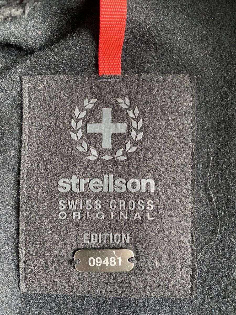 Strellson Giacche: Strellson Original Cross Jacke inkl. Schweizer Taschenmesser – Usato da Uster venduto da Schappi75 5