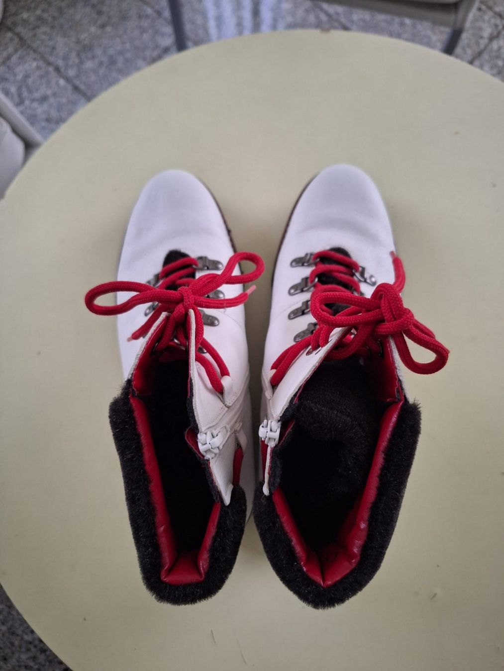 Gabor Scarpe da donna: Bootsschuhe Gabor, weiss, Gr. 40  neu! – Nuovo (secondo la descrizione) da Bremgarten venduto da gernekaufen1969 2