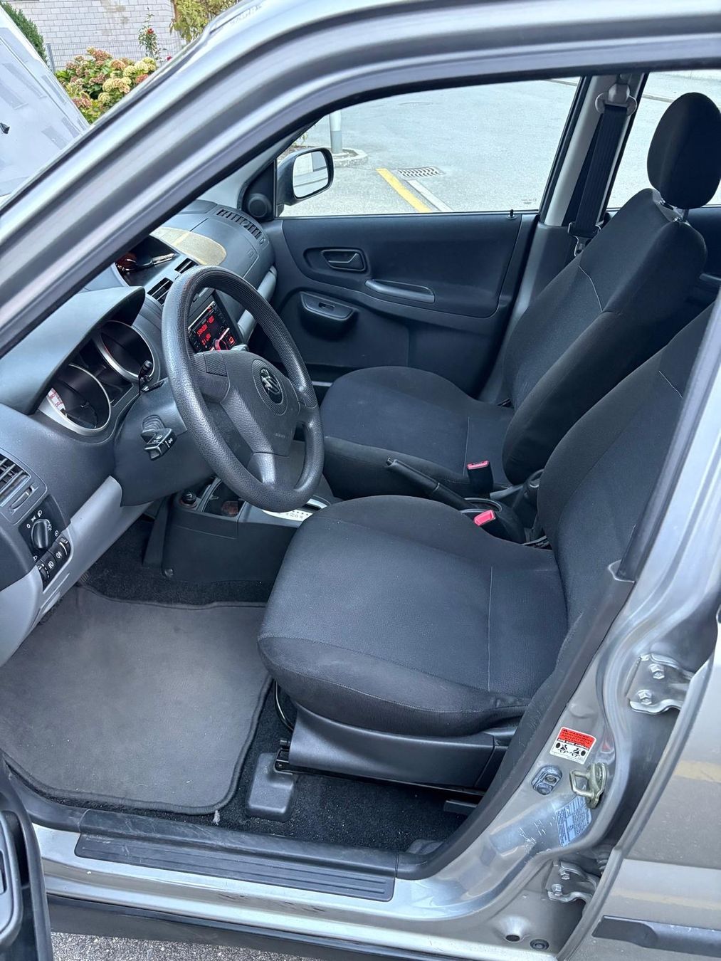 Suzuki Autos: Suzuki Ignis – Gebraucht aus Visp von mbb_xs75 4