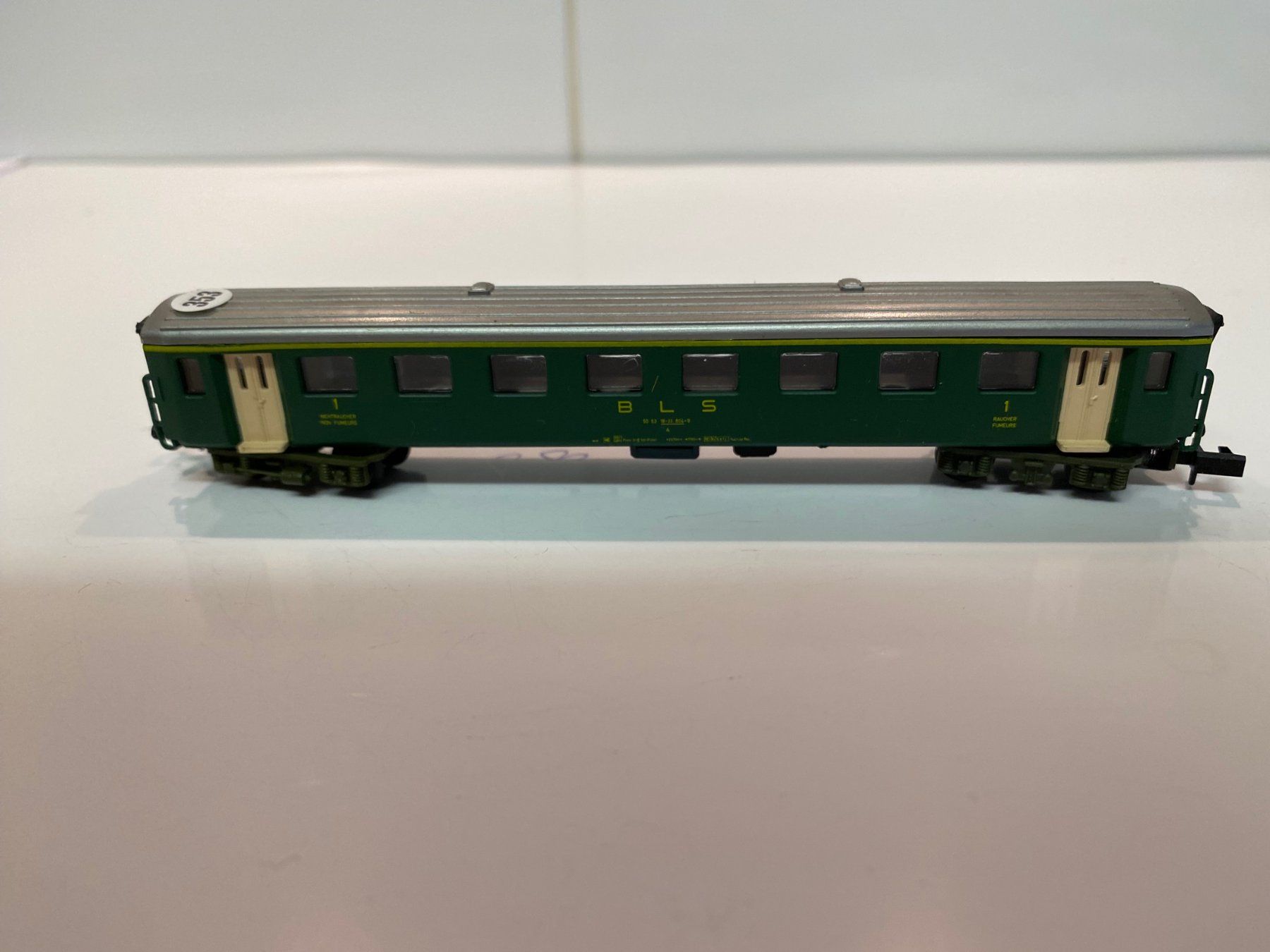Arnold Modellini di ferrovie: Waggon Wagen BLS Arnold Spur N 353 – Usato da Kerzers venduto da tisyayasuBE