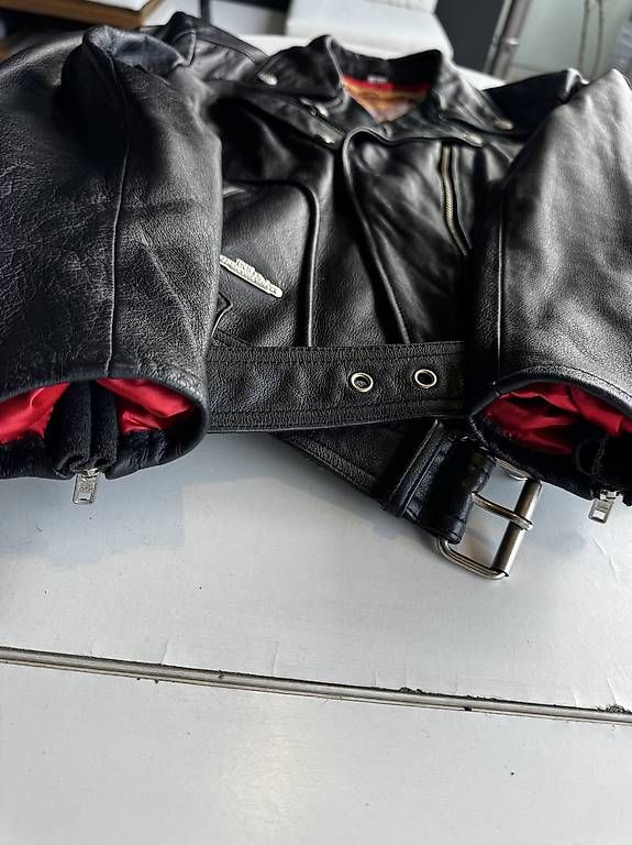 IXS Giacche: Blouson en cuir – Usato da Bellevue venduto da belakali 2
