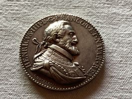 Médaille diam 4 cm.poid 39 gr. Comme photos