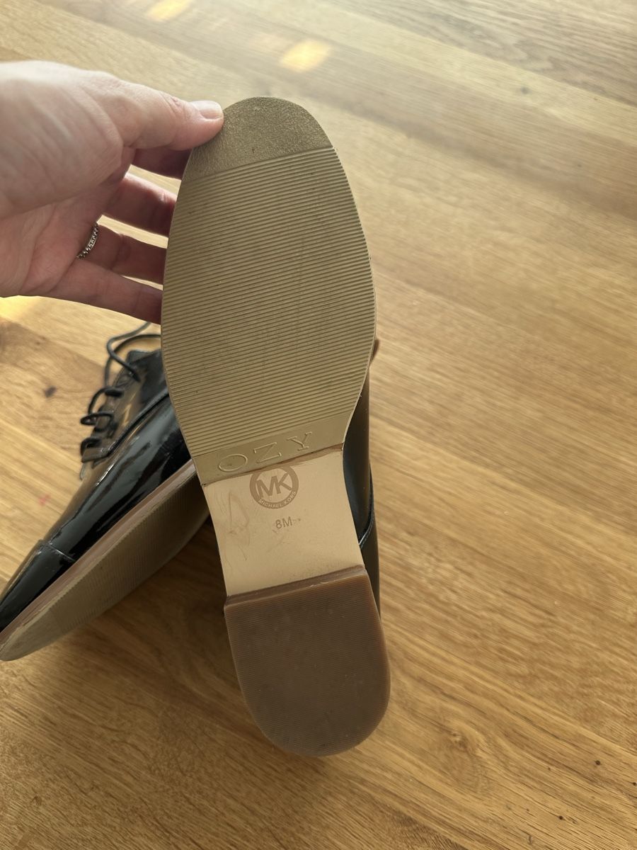 Michael Kors Scarpe da donna: Michael Michael Kors Black Leather – Nuovo e nell'imballaggio originale da Kölliken venduto da jel_6k2l 2
