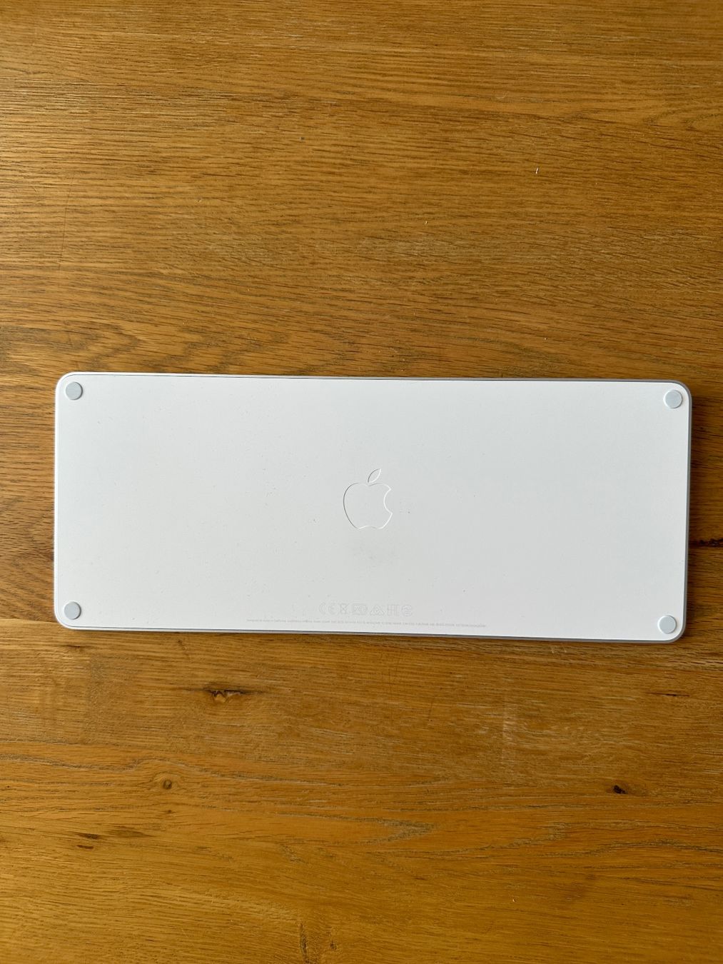 Apple Claviers: Apple Magic Keyboard mit Touch ID, CH-Layout – Neuf (Voir description) à Küsnacht ZH par noah_4463 2