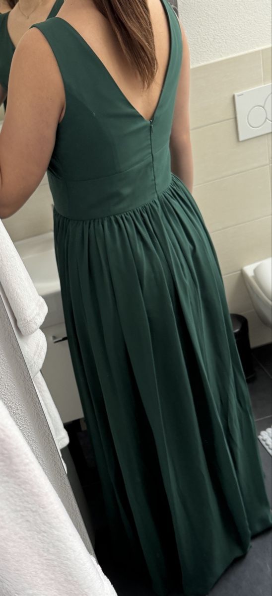 JJ’s House Vestiti: Dunkelgrünes Abendkleid mit Schlitz – Usato da Elgg venduto da fra_9p7j 6