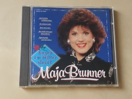 Maja Brunner Rosen um Mitternacht
