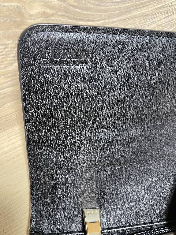 Portemonnaies: Furla port-monnaie – D'occasion à Borex par Lena_Mi 3
