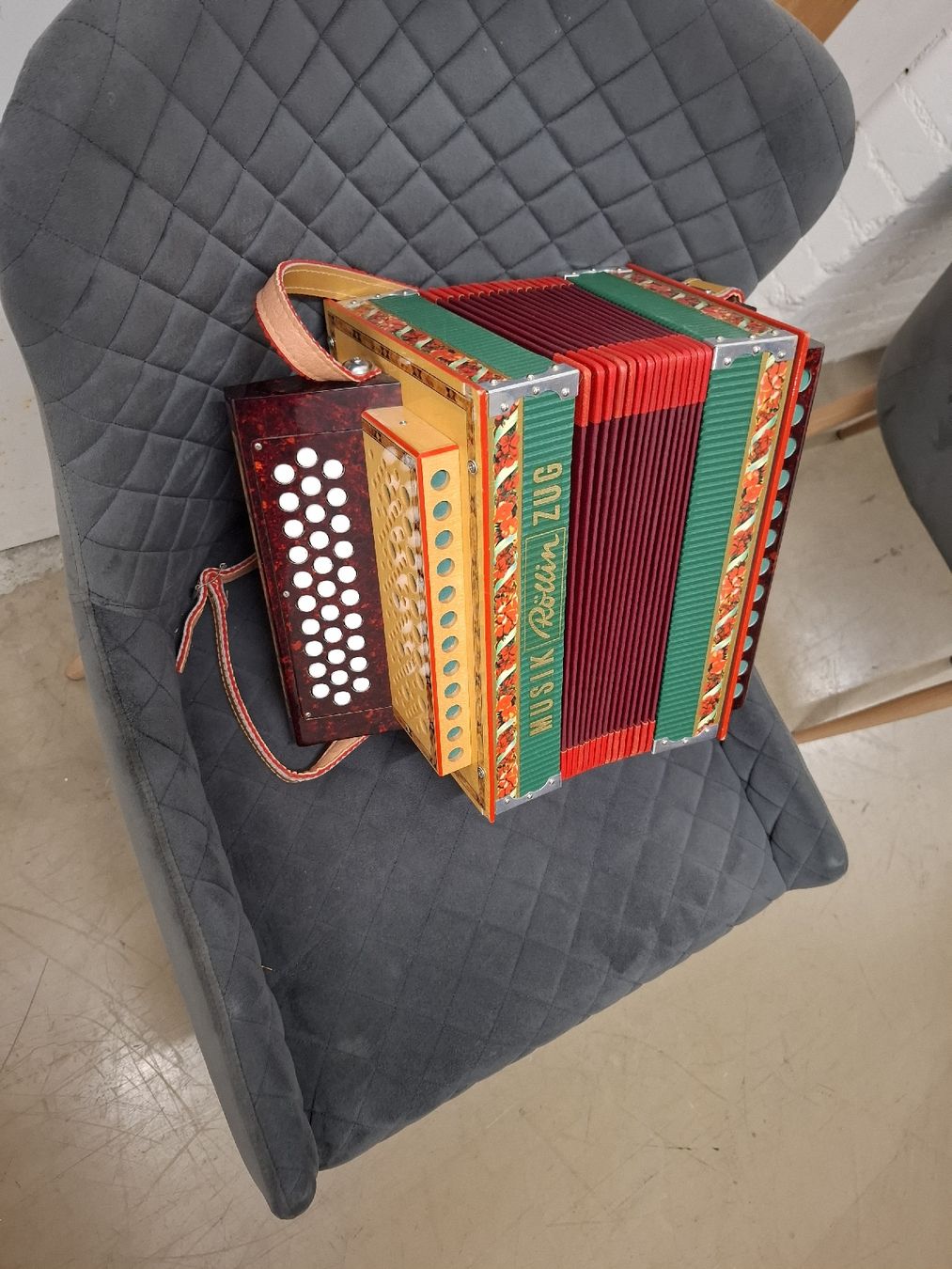 Instruments de musique: zugerorgeli c griff – D'occasion à Villeneuve par BibiVintage 7