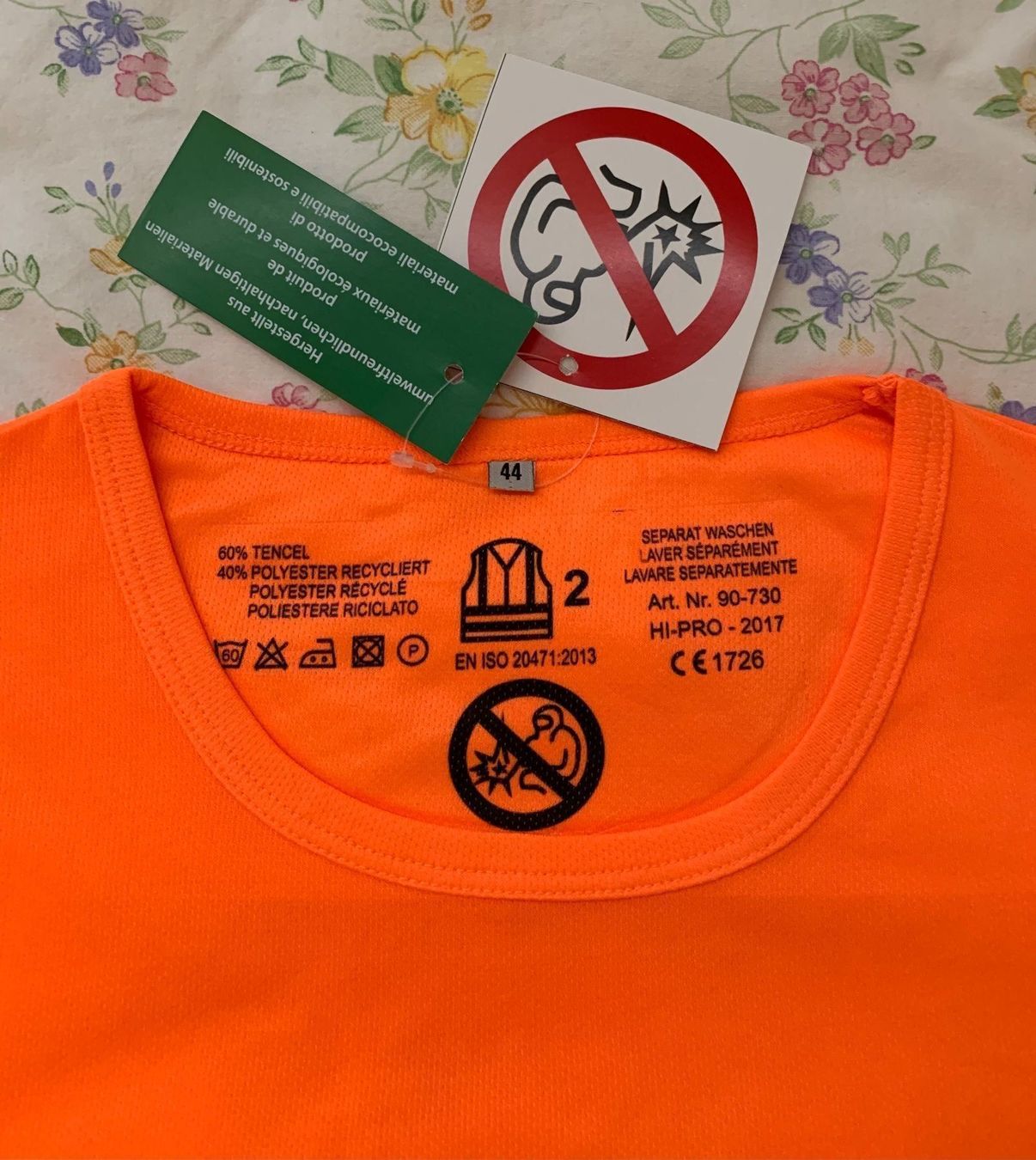 T-shirt: Sicherheits T-Shirt – Nuovo (secondo la descrizione) da Zürich venduto da ThaliaL 1