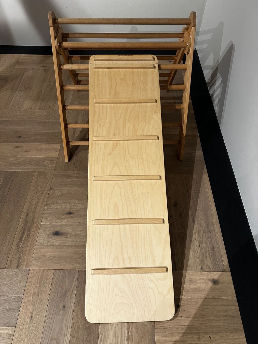 Pareti & prese d'arrampicata: Montessori Klettergerüst mit Rutsche – Usato da Häggenschwil venduto da marina1828 2