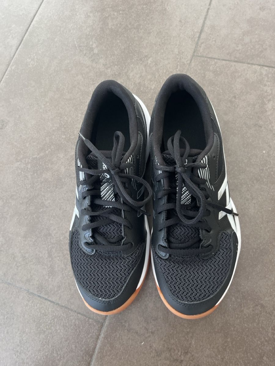 Asics Scarpe da uomo: ASICS Turnschuhe – Nuovo (secondo la descrizione) da Oberwil BL venduto da Valentina99