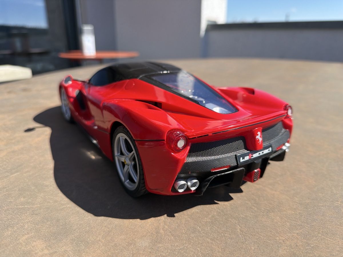 Modellautos: Ferrari La Ferrari - 38cm lang – Gebraucht aus Wolfwil von Rolex1 2