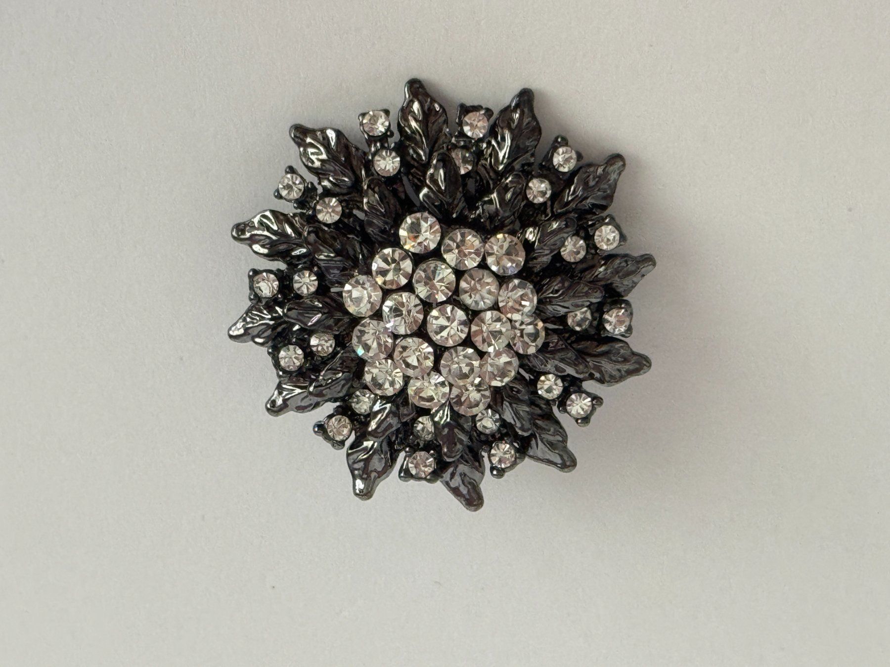 Broches & Aiguilles: Vintage Brosche – D'occasion à Muttenz par einfach-schoen