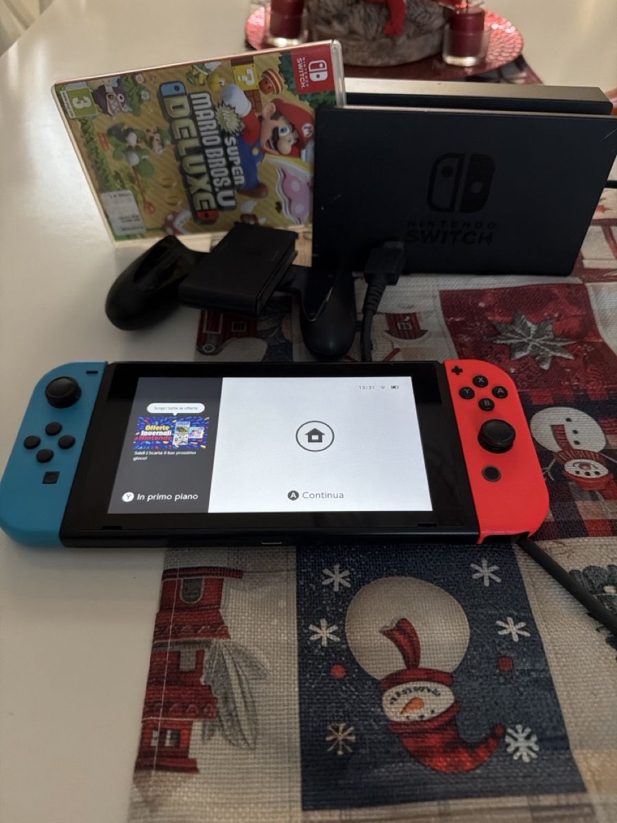 Nintendo Konsolen: Nintendo Switch con gioco Super Mario Bros. U Deluxe 56 – Gebraucht aus Claro von pas_82nk
