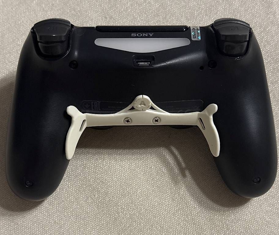 Aimcontrollers Controller: Modifizierter Playstation4 Aimcontroller Controller – Usato da Schlieren venduto da Shayn_L 1