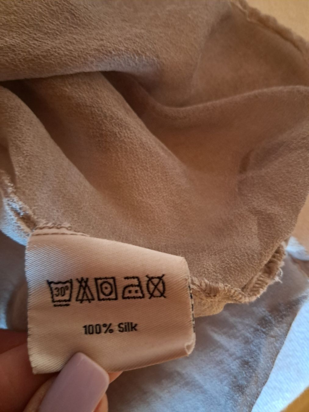 Nile Blusen: Nile Seidenbluse M bis L – Gebraucht aus Kefikon TG von theratpack20 4