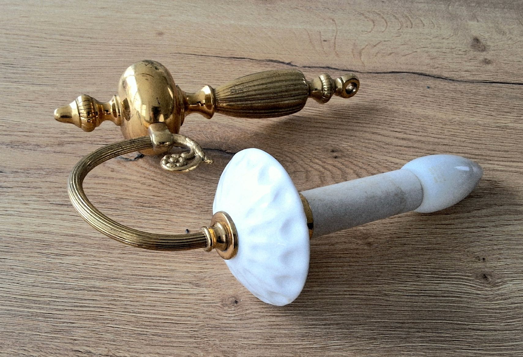Lampen: Antike einarmige Wandlampe – Gebraucht aus Oftringen von Waltereg 1