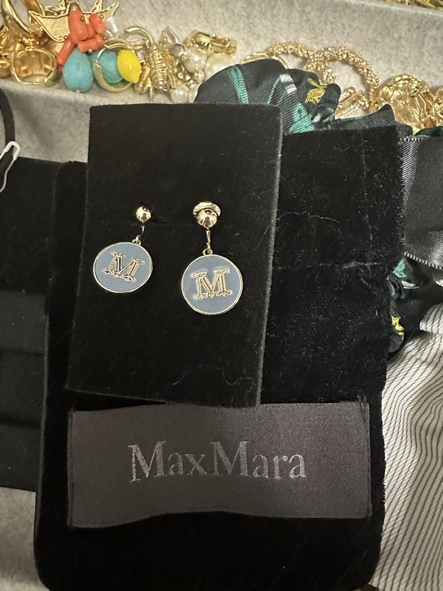 Max Mara Orecchini pendenti & Orecchini a lobo: Max Mara Ohrringe, Klips, neuwertig, Original! – Nuovo e nell'imballaggio originale da Erlinsbach SO venduto da aka_5b2y 4