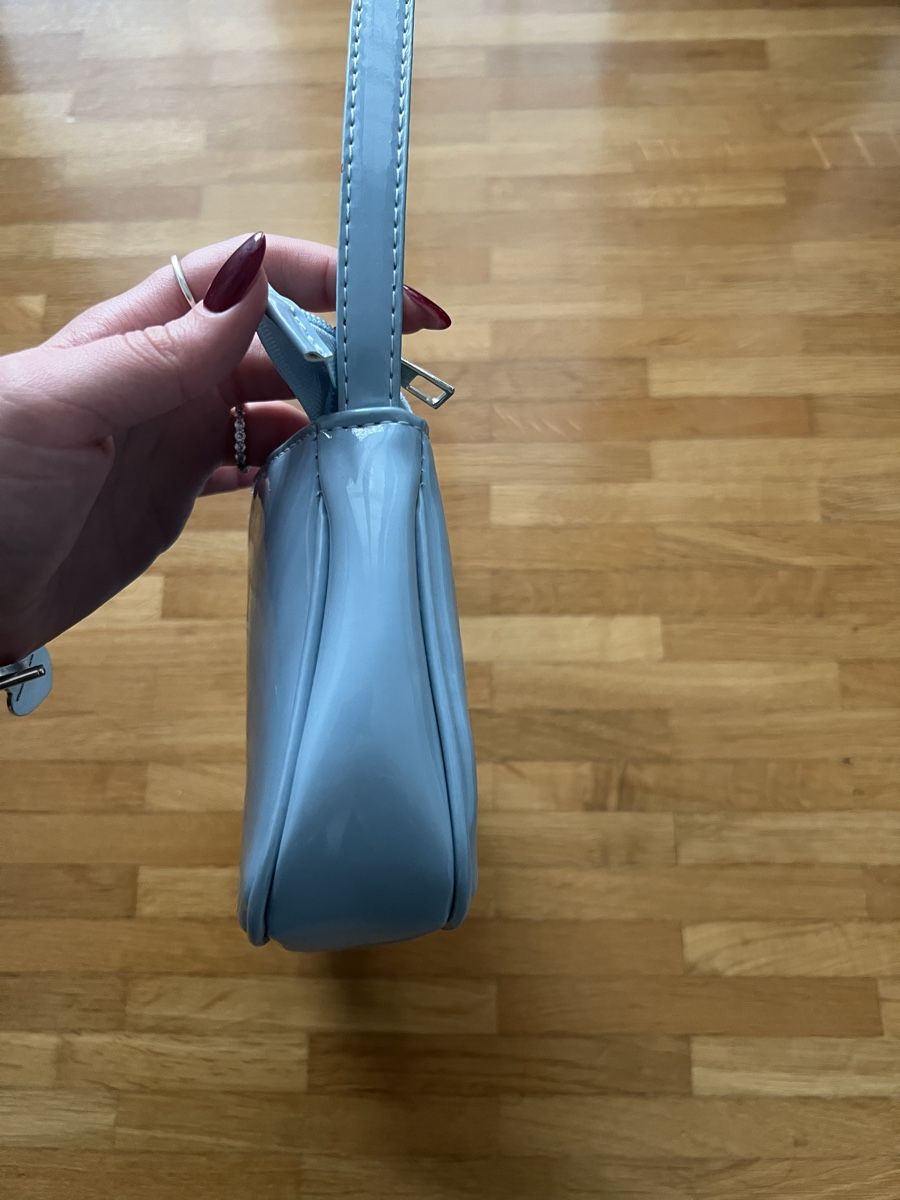 Sacs femmes: Hellblaue Schultertasche – Neuf (Voir description) à Richterswil par raf_9dxc 3