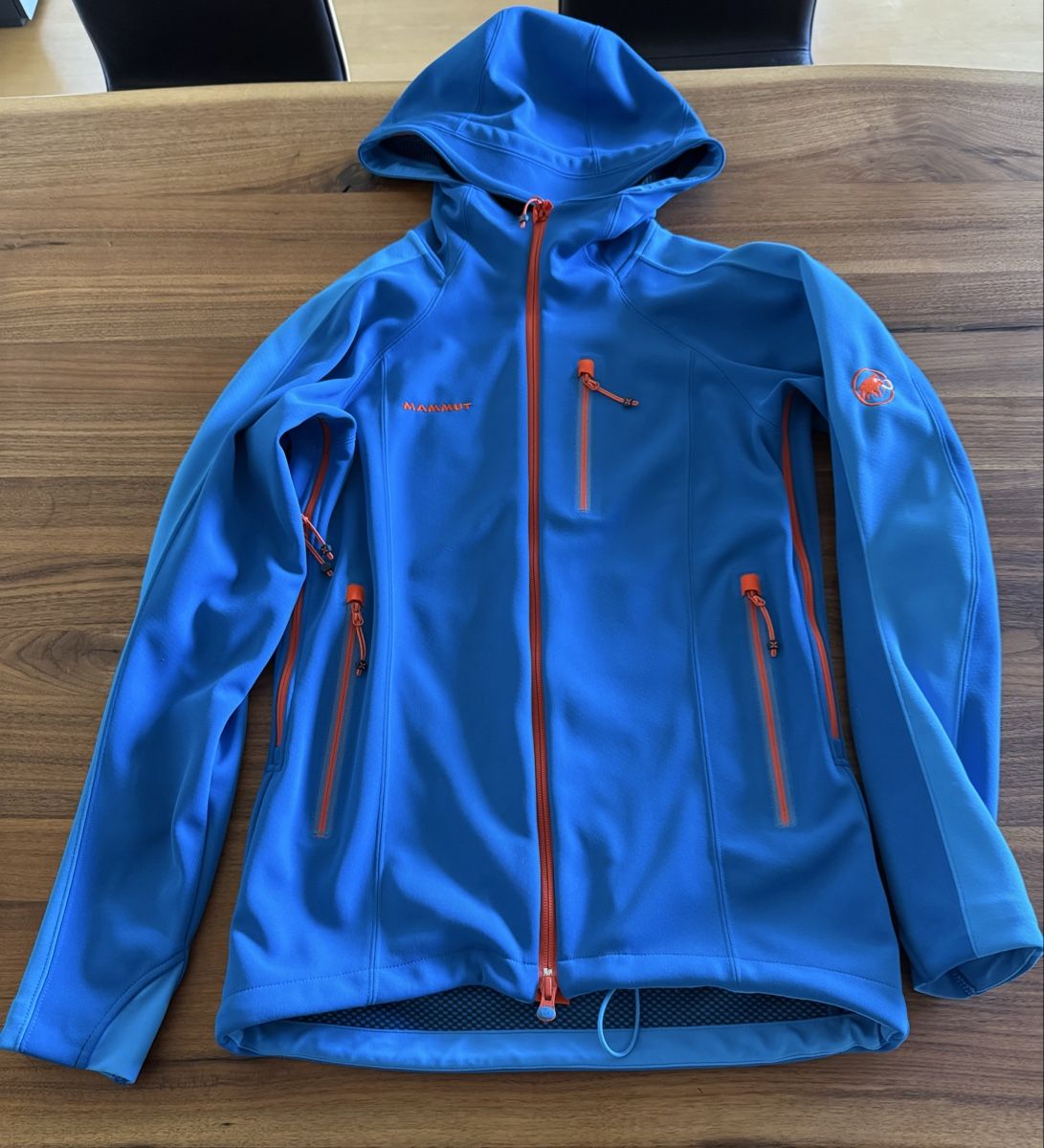 Mammut Jacken: Mammut Jacke – Gebraucht aus Willerzell von redcelicadragon 2